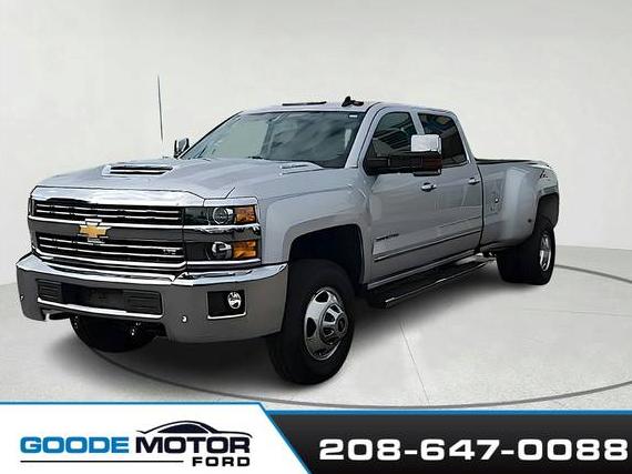 CHEVROLET SILVERADO HD 2019 1GC4KXCY1KF176111 image CHEVROLET SILVERADO HD 2019 1GC4KXCY1KF176111 image